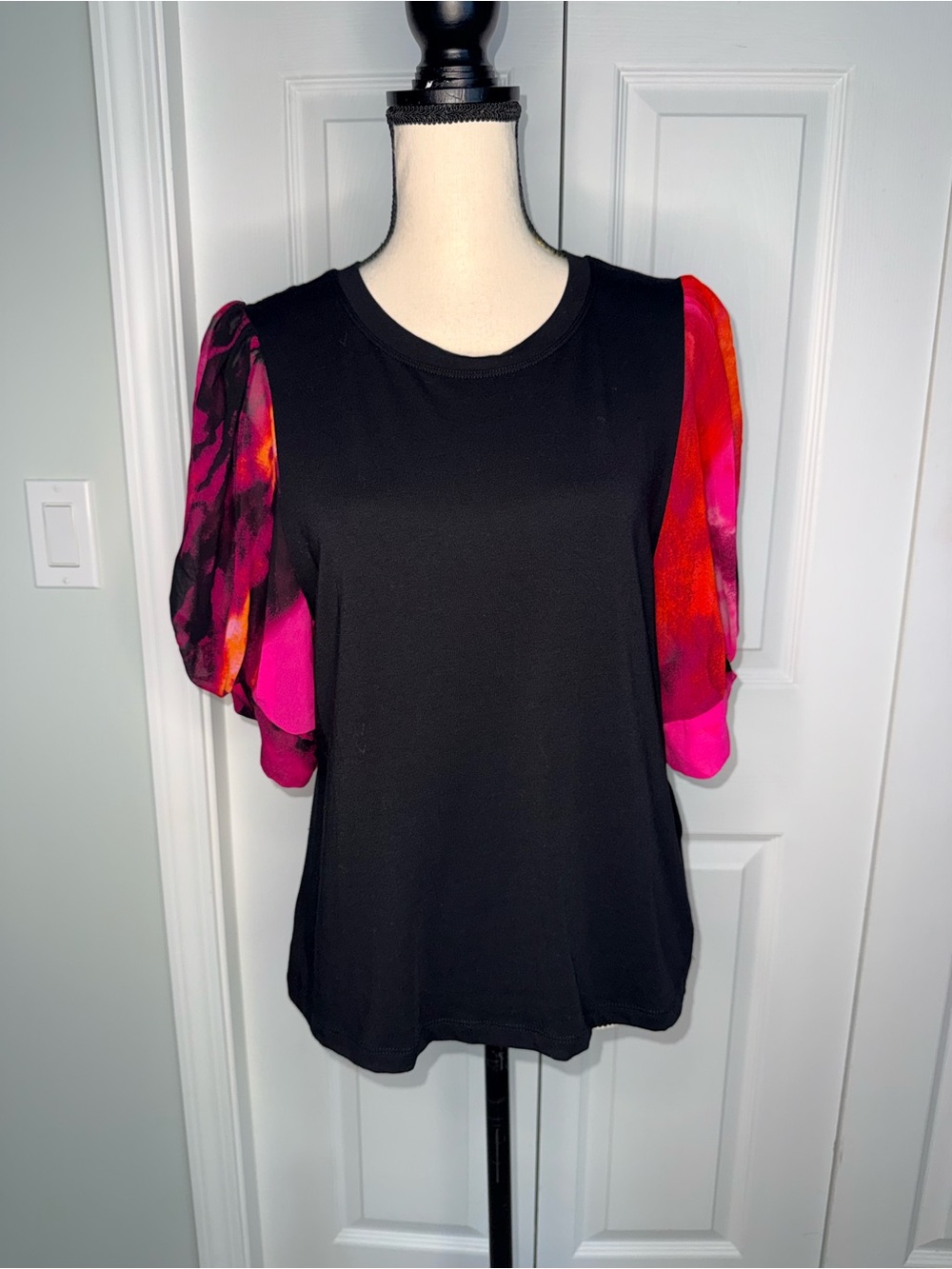 DKNY Puff Sleeve Top Size Large Black Bright Floral Sheer Elbow Sleeve